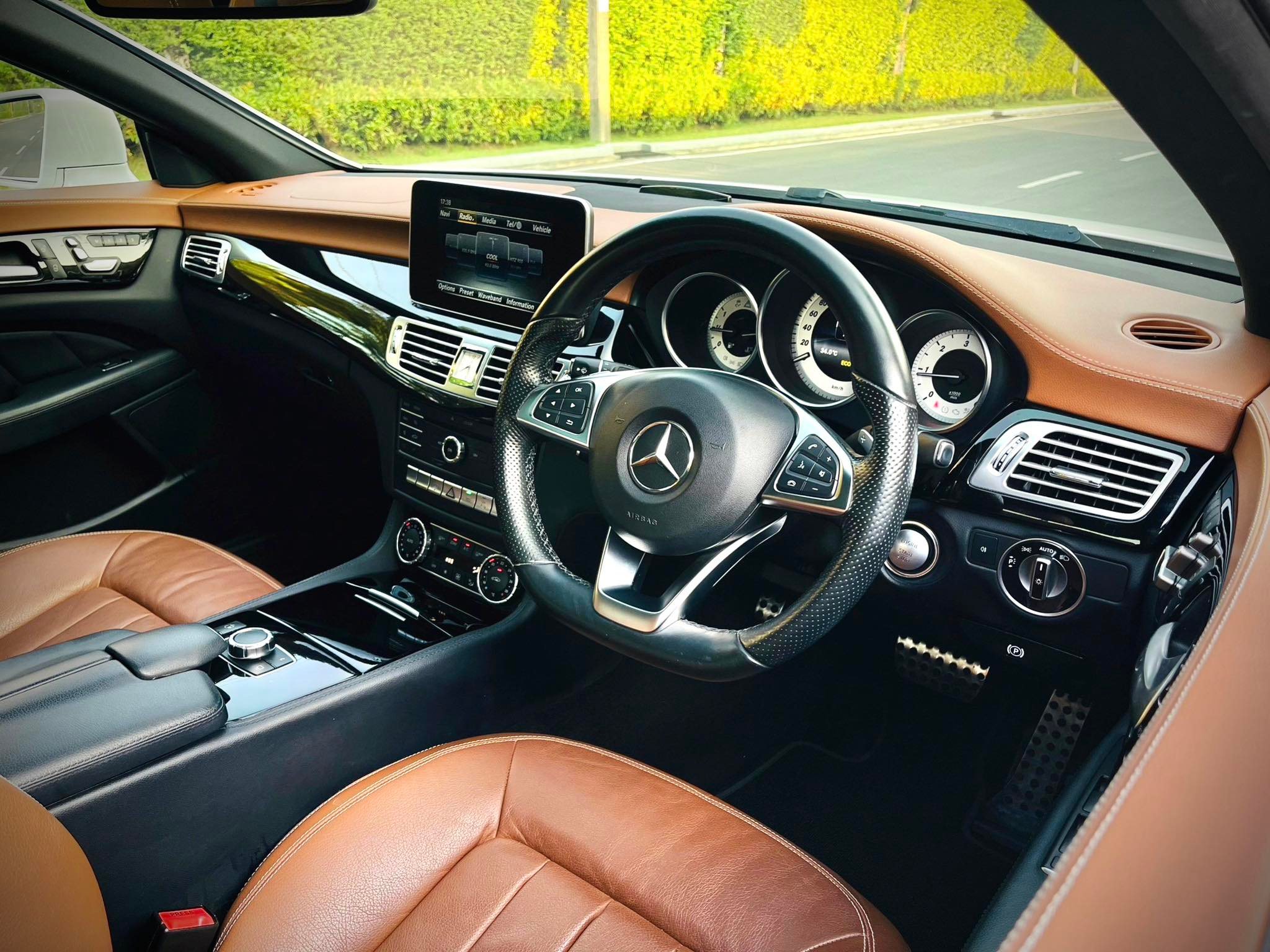 Mercedes Benz CLS 250D AMG Premium Facelift พิเศษทุกตรงที่สัมผัส โคตรใหม่เลยค่า (รูปที่ 21)