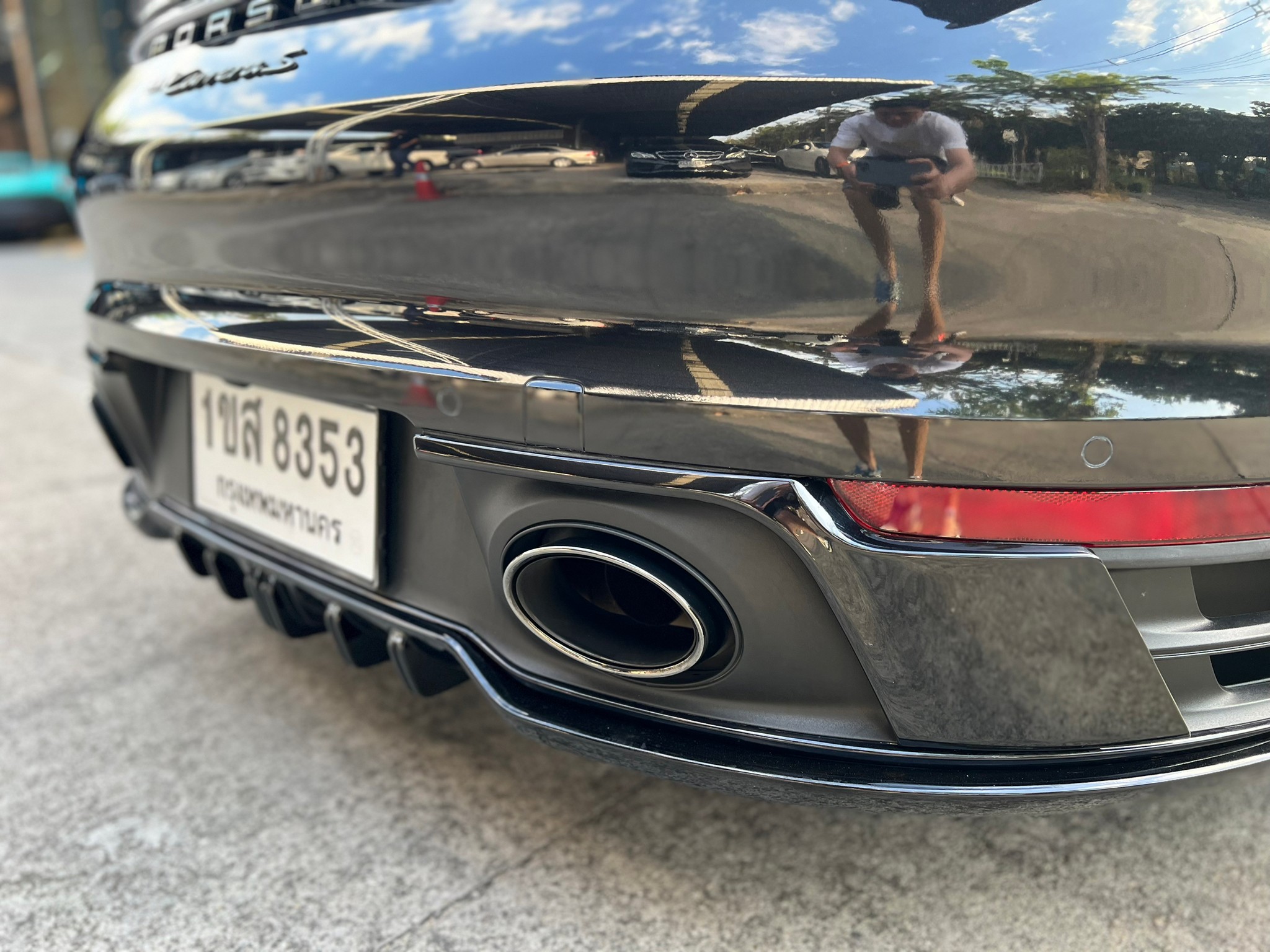 2020 Porsche 911 992 สีดำ (รูปที่ 9)