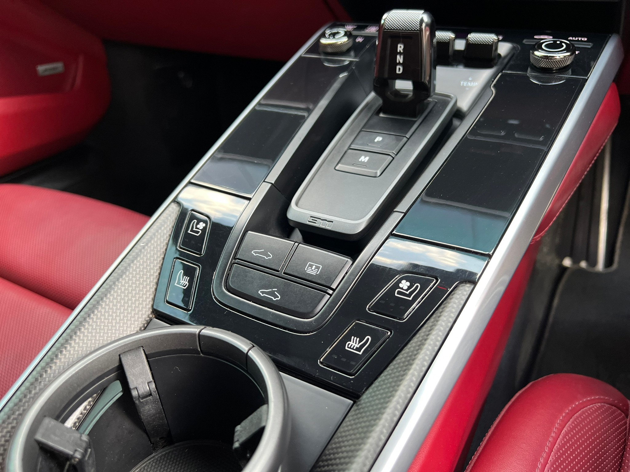 2020 Porsche 911 992 สีดำ (รูปที่ 19)