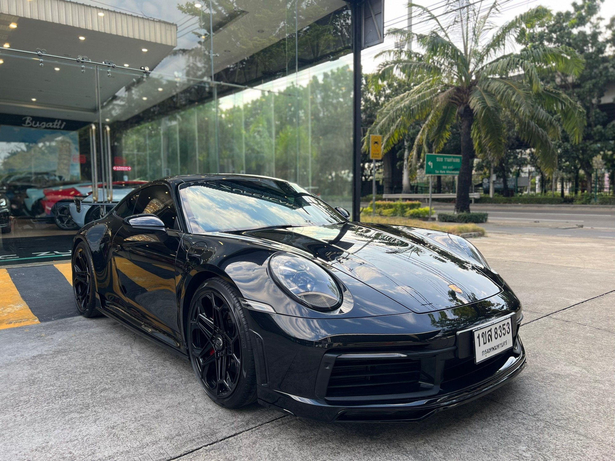 2020 Porsche 911 992 สีดำ (รูปที่ 2)