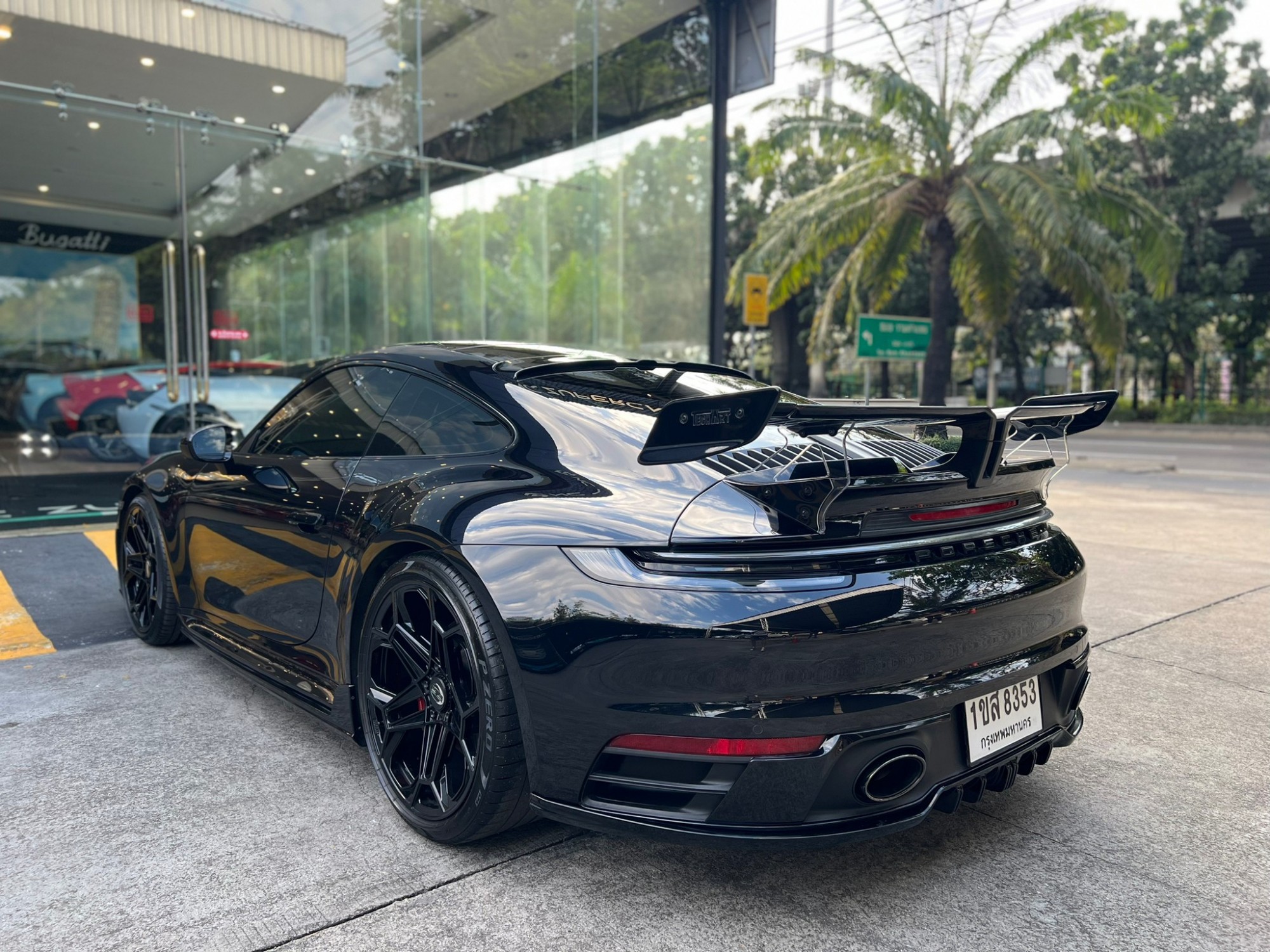 2020 Porsche 911 992 สีดำ (รูปที่ 5)