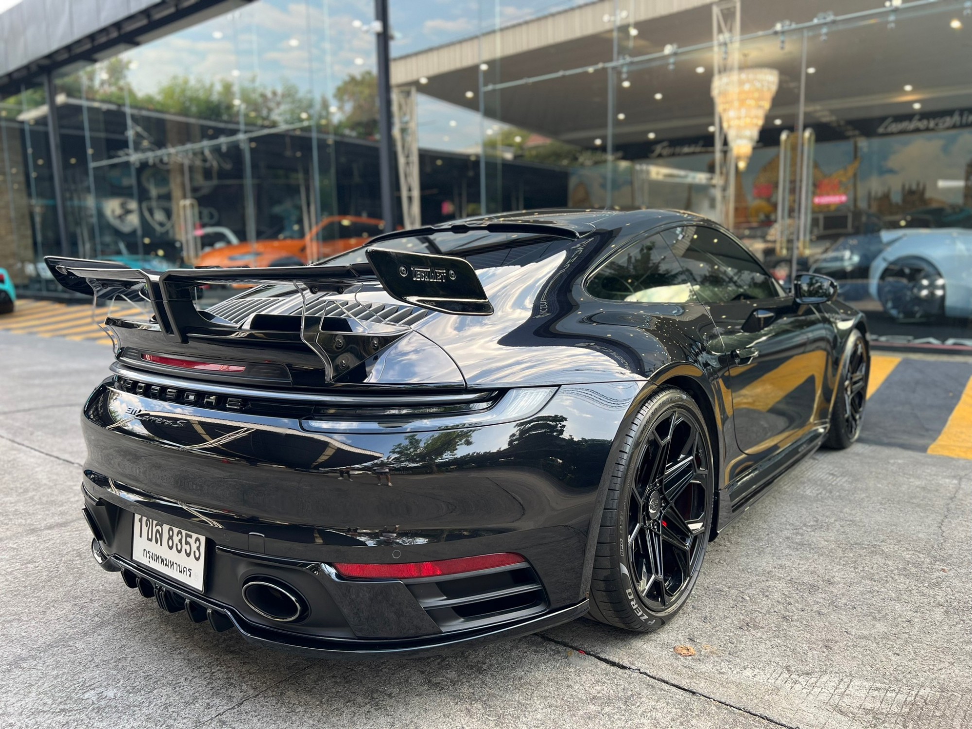 2020 Porsche 911 992 สีดำ (รูปที่ 4)
