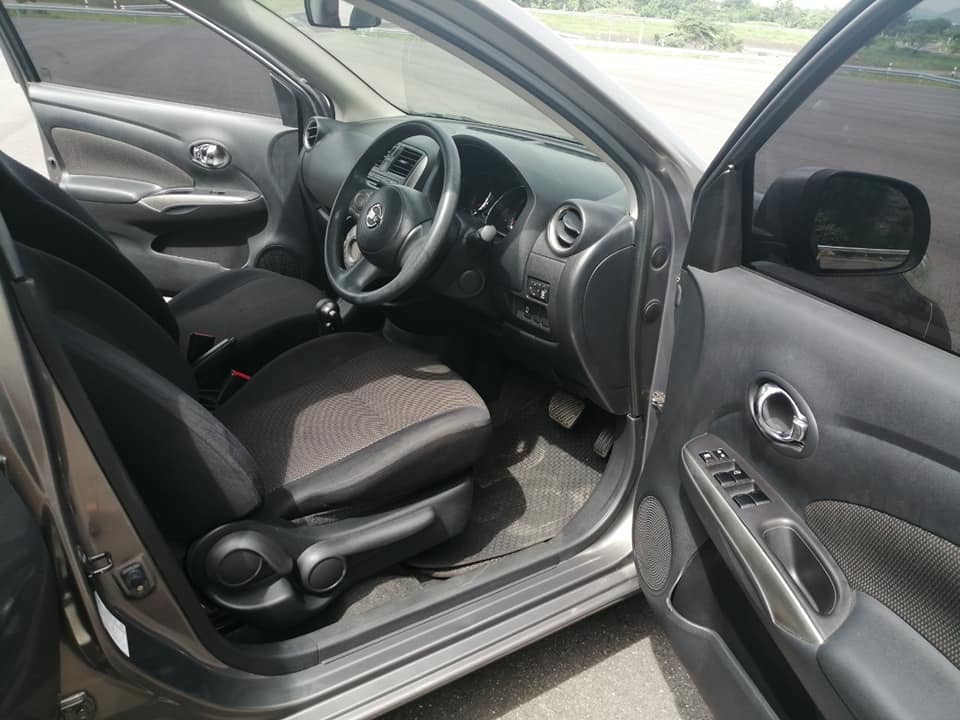 Nissan Almera ปี 2013 สีเทา (รูปที่ 7)