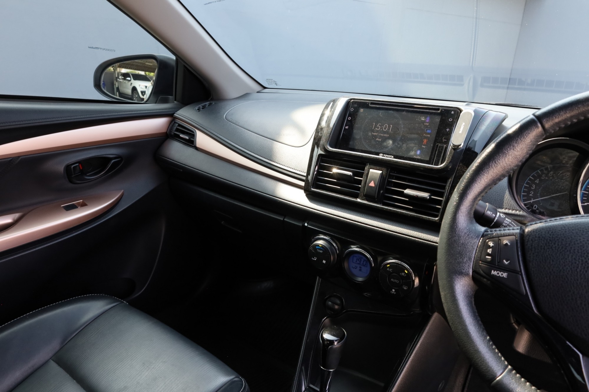 2019 TOYOTA VIOS 1.5 MID auto ไมล์ 107,000 กม. ฟรีดาวน์ ผ่อน 7400/84 งวด (รูปที่ 20)