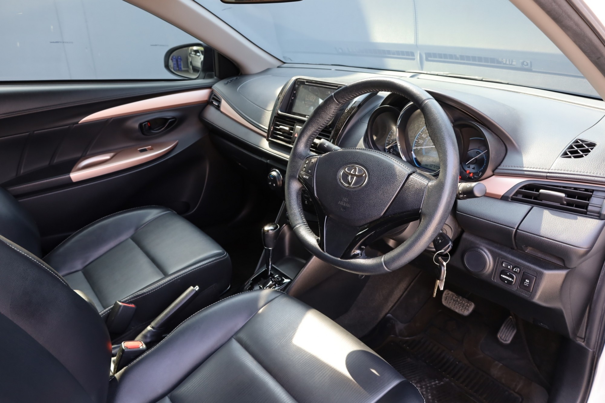 2019 TOYOTA VIOS 1.5 MID auto ไมล์ 107,000 กม. ฟรีดาวน์ ผ่อน 7400/84 งวด (รูปที่ 14)