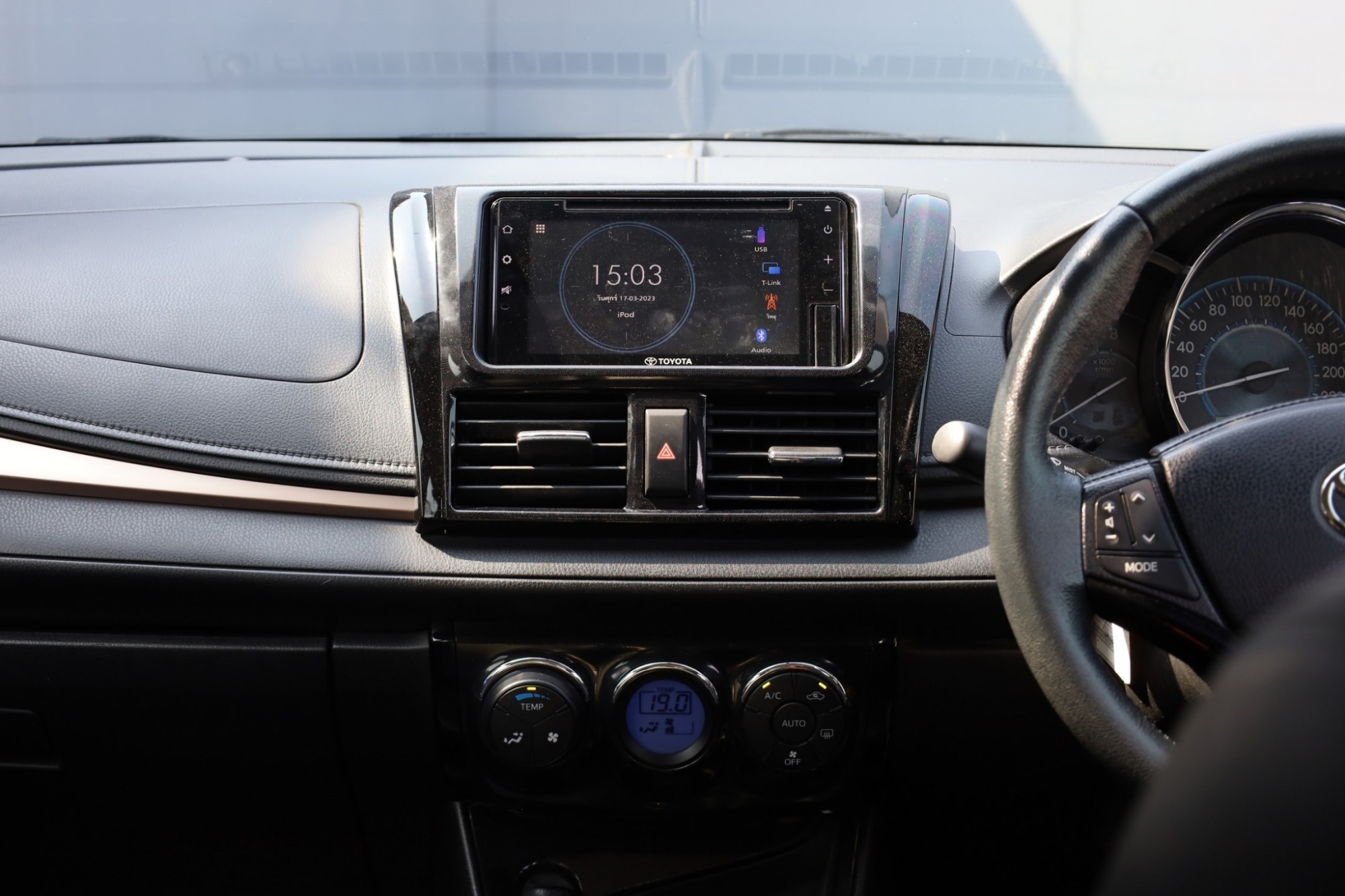 2019 TOYOTA VIOS 1.5 MID auto ไมล์ 107,000 กม. ฟรีดาวน์ ผ่อน 7400/84 งวด (รูปที่ 11)