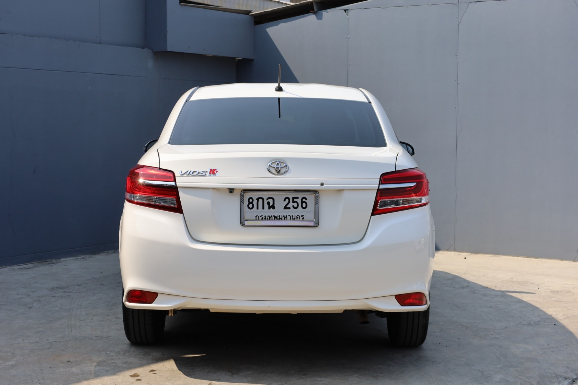 2019 TOYOTA VIOS 1.5 MID auto ไมล์ 107,000 กม. ฟรีดาวน์ ผ่อน 7400/84 งวด