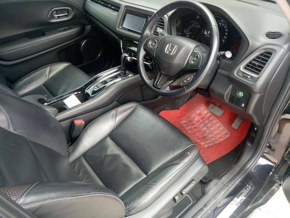 Honda HR-V ปี 2017 สีดำ (รูปที่ 12)