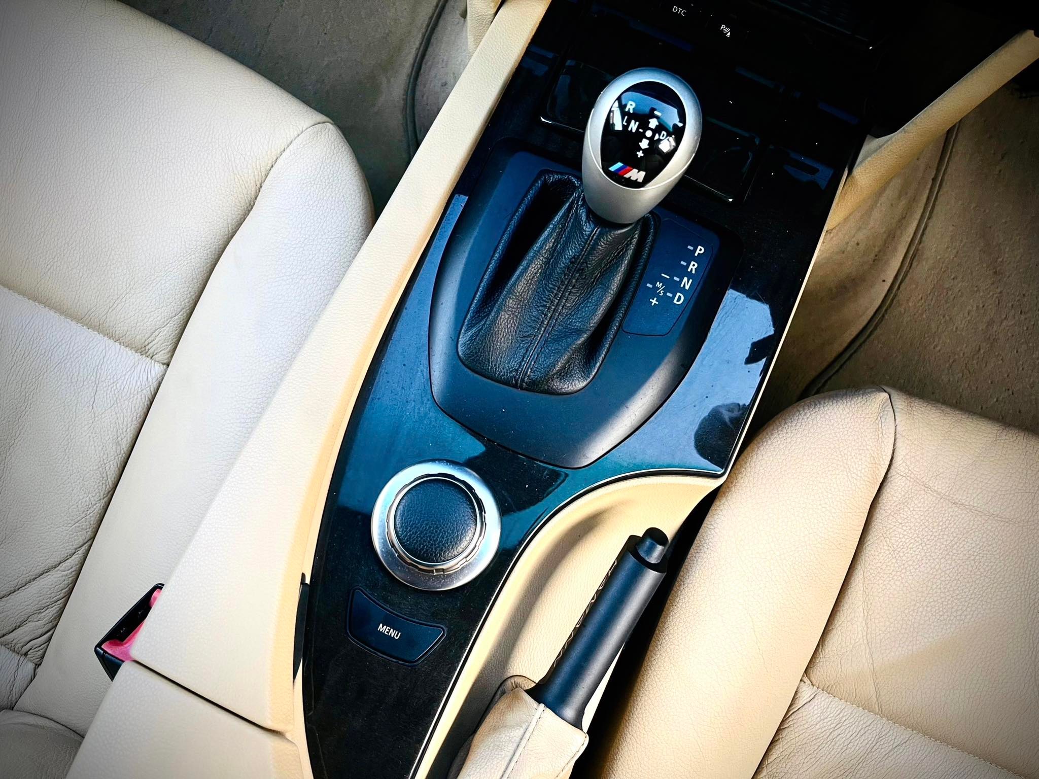 Bmw Series 520D ดีเซล มือเดียวป้ายแดง หาโคตรยาก สภาพเกินราคา (รูปที่ 26)