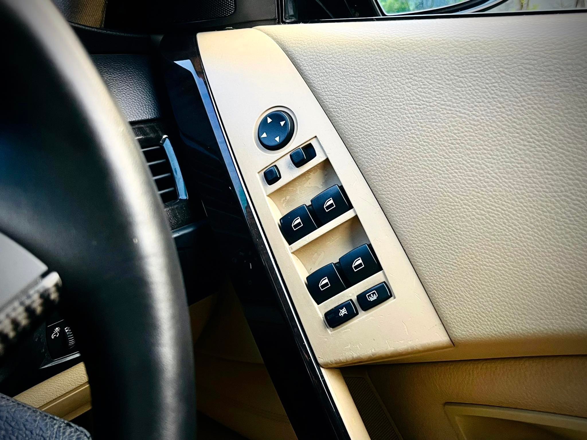 Bmw Series 520D ดีเซล มือเดียวป้ายแดง หาโคตรยาก สภาพเกินราคา (รูปที่ 28)