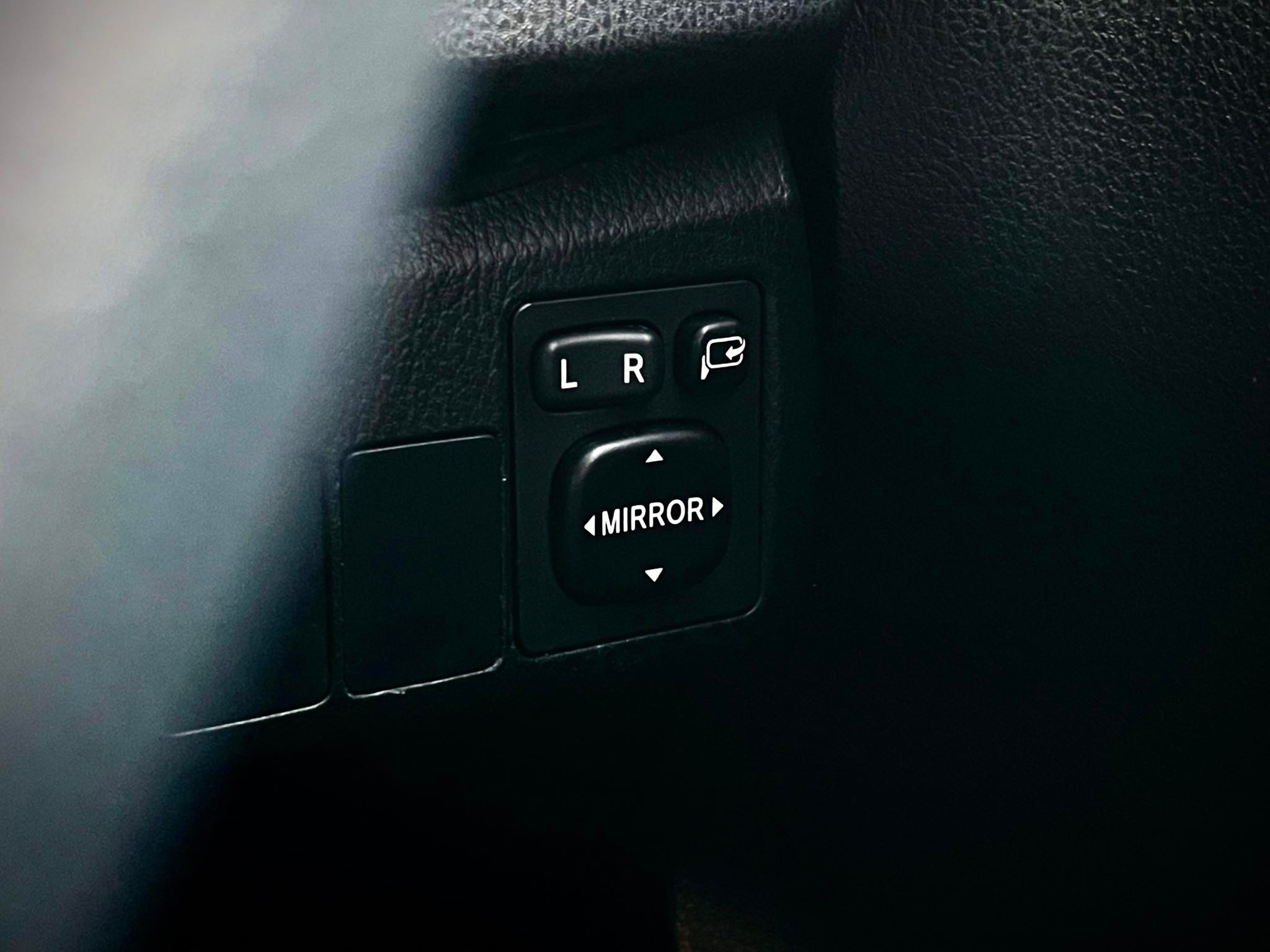Toyota Altis 1.8S Sport รถมือเดียว โคตรใหม่ โคตรสวย ท้าชนอยากให้มาลอง (รูปที่ 24)