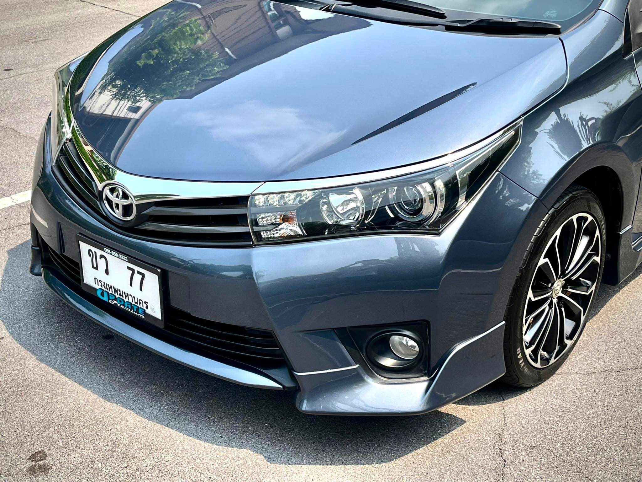 Toyota Altis 1.8S Sport รถมือเดียว โคตรใหม่ โคตรสวย ท้าชนอยากให้มาลอง (รูปที่ 2)