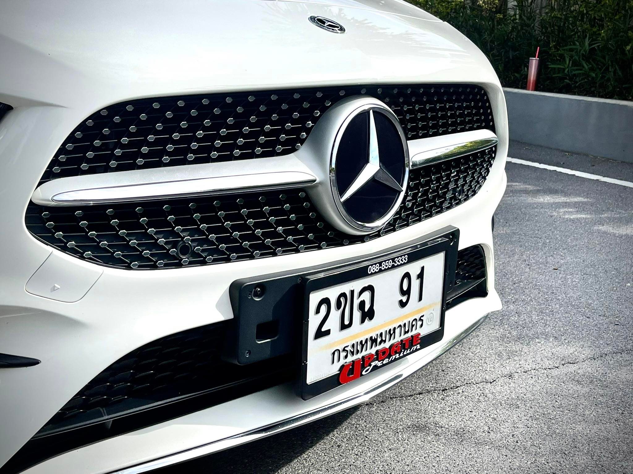 Mercedes Benz A200 AMG Dynamic คำเดียวเลยนะ โคตรสวยคะ (รูปที่ 5)