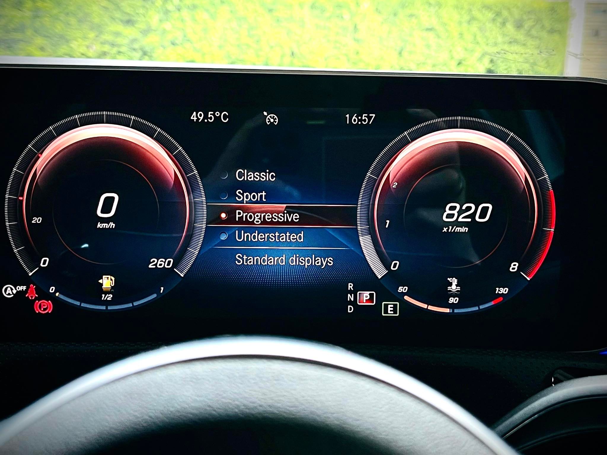 Mercedes Benz A200 AMG Dynamic คำเดียวเลยนะ โคตรสวยคะ (รูปที่ 29)
