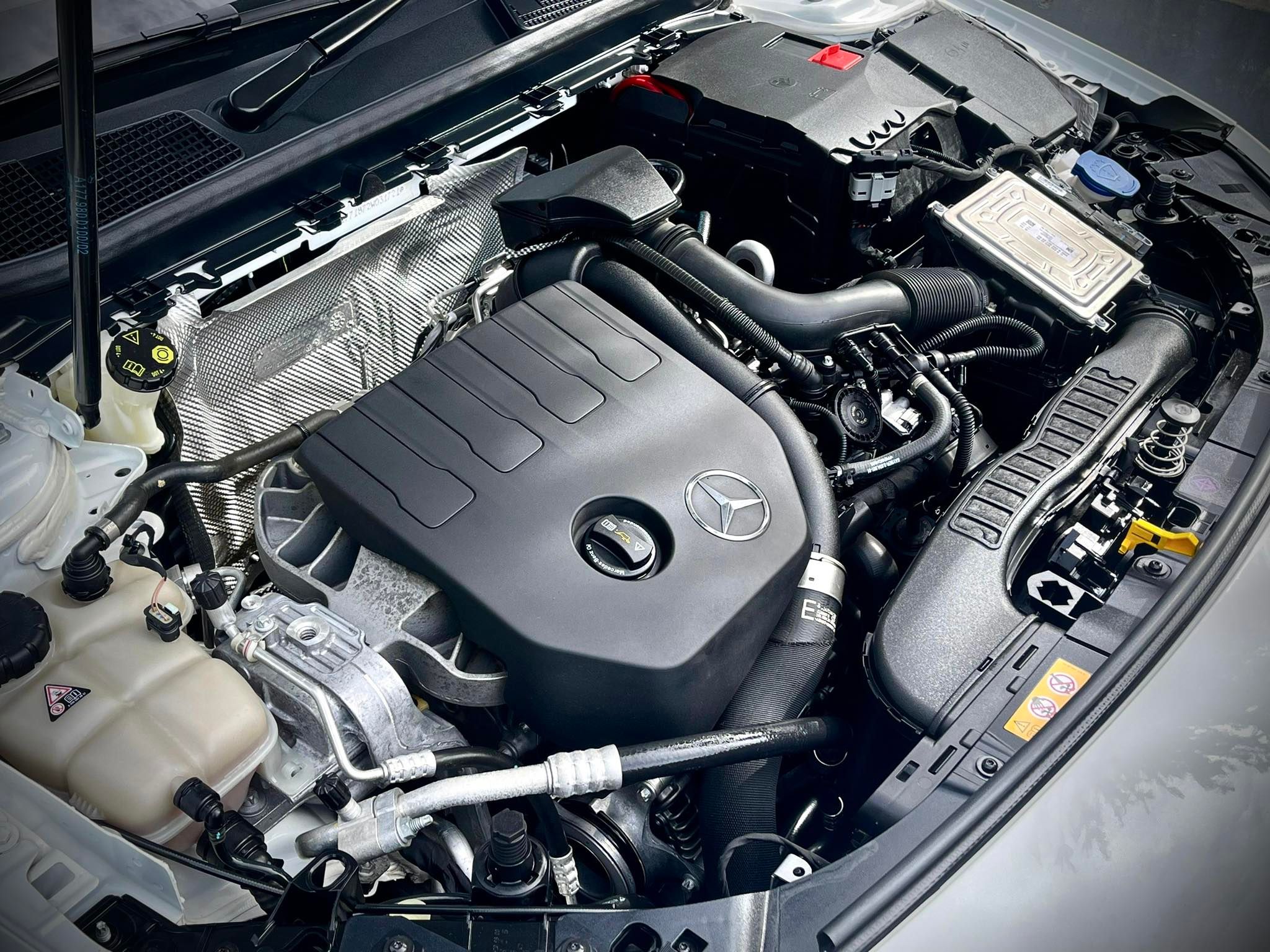 Mercedes Benz A200 AMG Dynamic คำเดียวเลยนะ โคตรสวยคะ (รูปที่ 45)