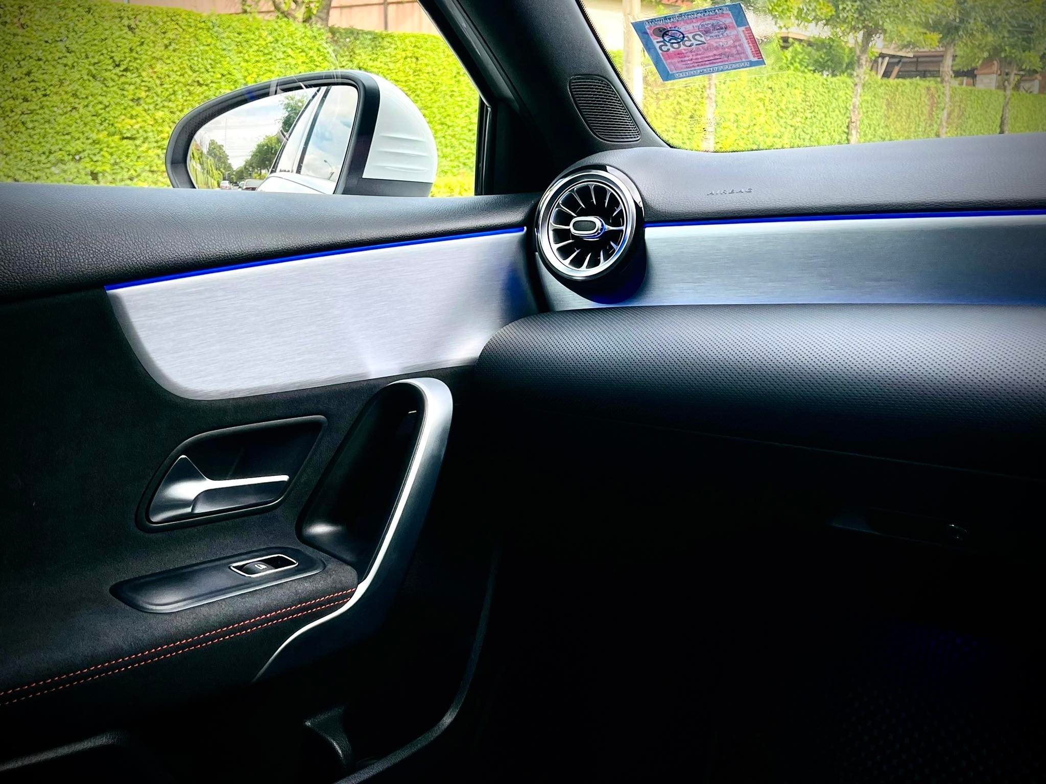 Mercedes Benz A200 AMG Dynamic คำเดียวเลยนะ โคตรสวยคะ (รูปที่ 37)