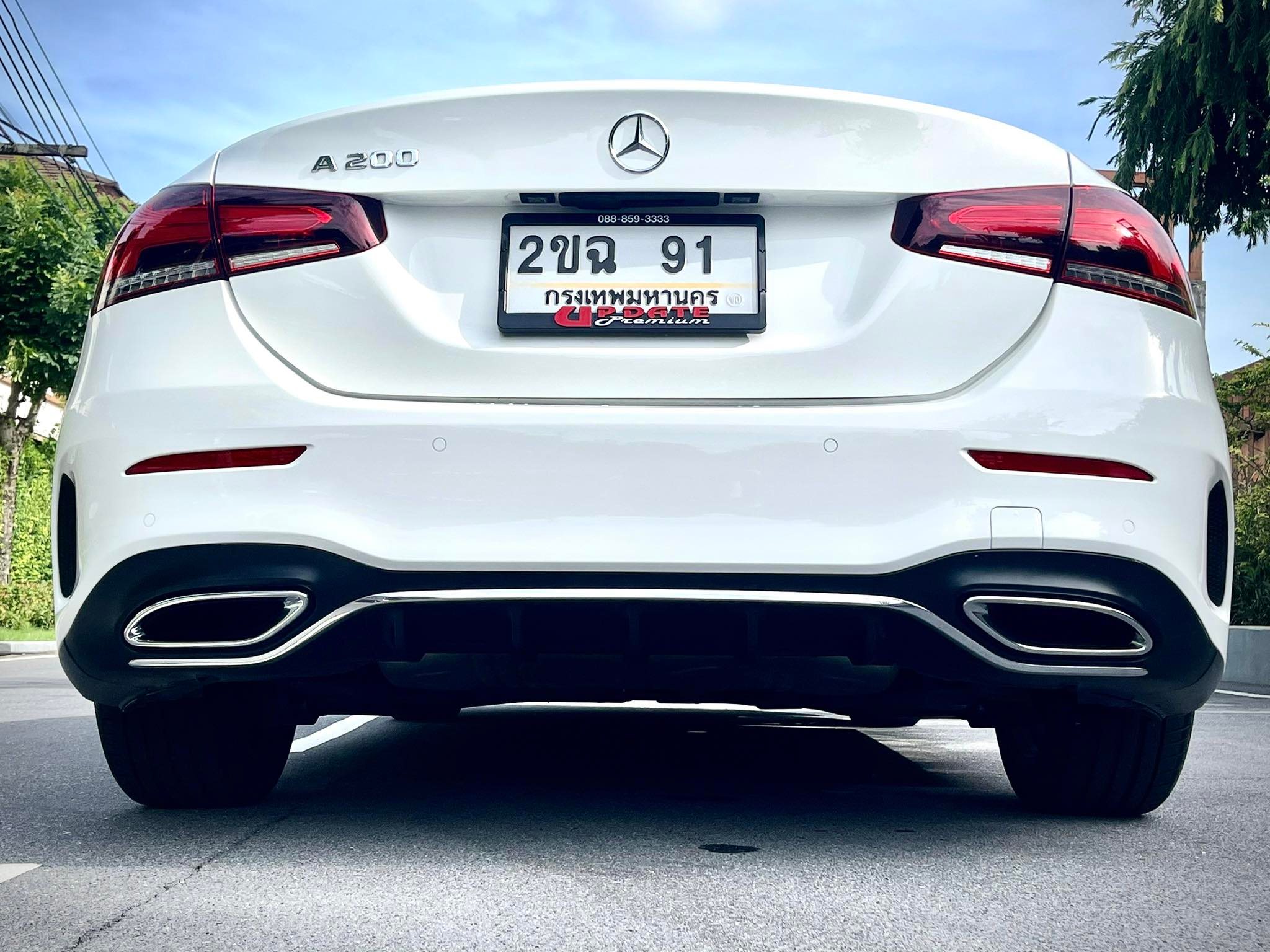 Mercedes Benz A200 AMG Dynamic คำเดียวเลยนะ โคตรสวยคะ (รูปที่ 13)