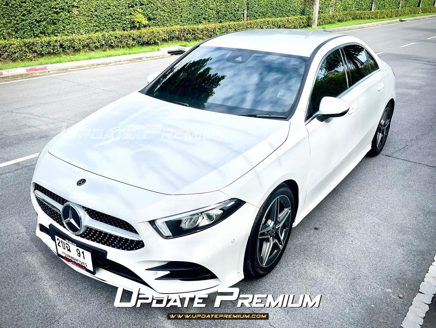 Mercedes Benz A200 AMG Dynamic คำเดียวเลยนะ โคตรสวยคะ (รูปที่ 7)