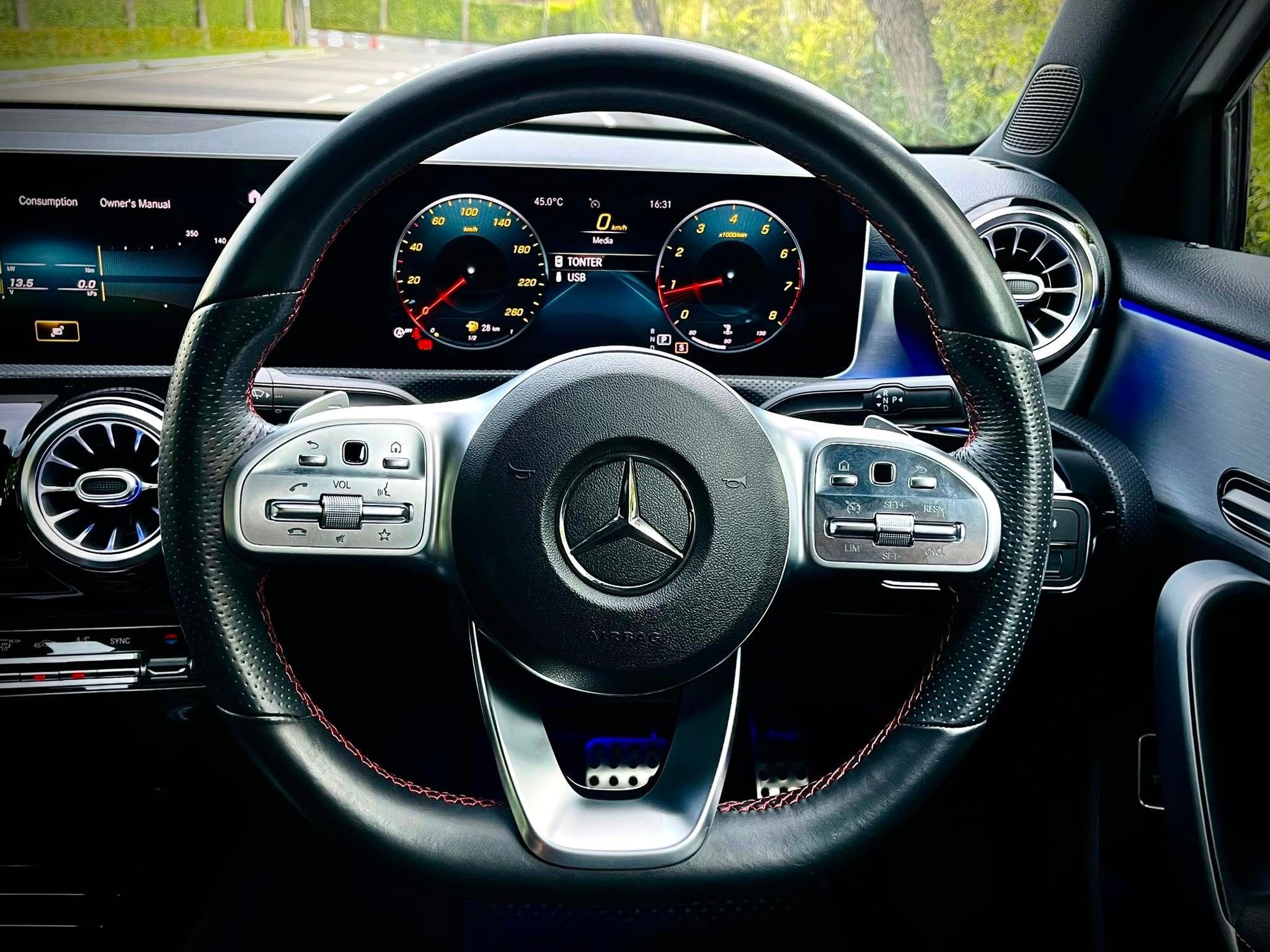 Mercedes Benz A200 AMG Dynamic คำเดียวเลยนะ โคตรสวยคะ (รูปที่ 17)