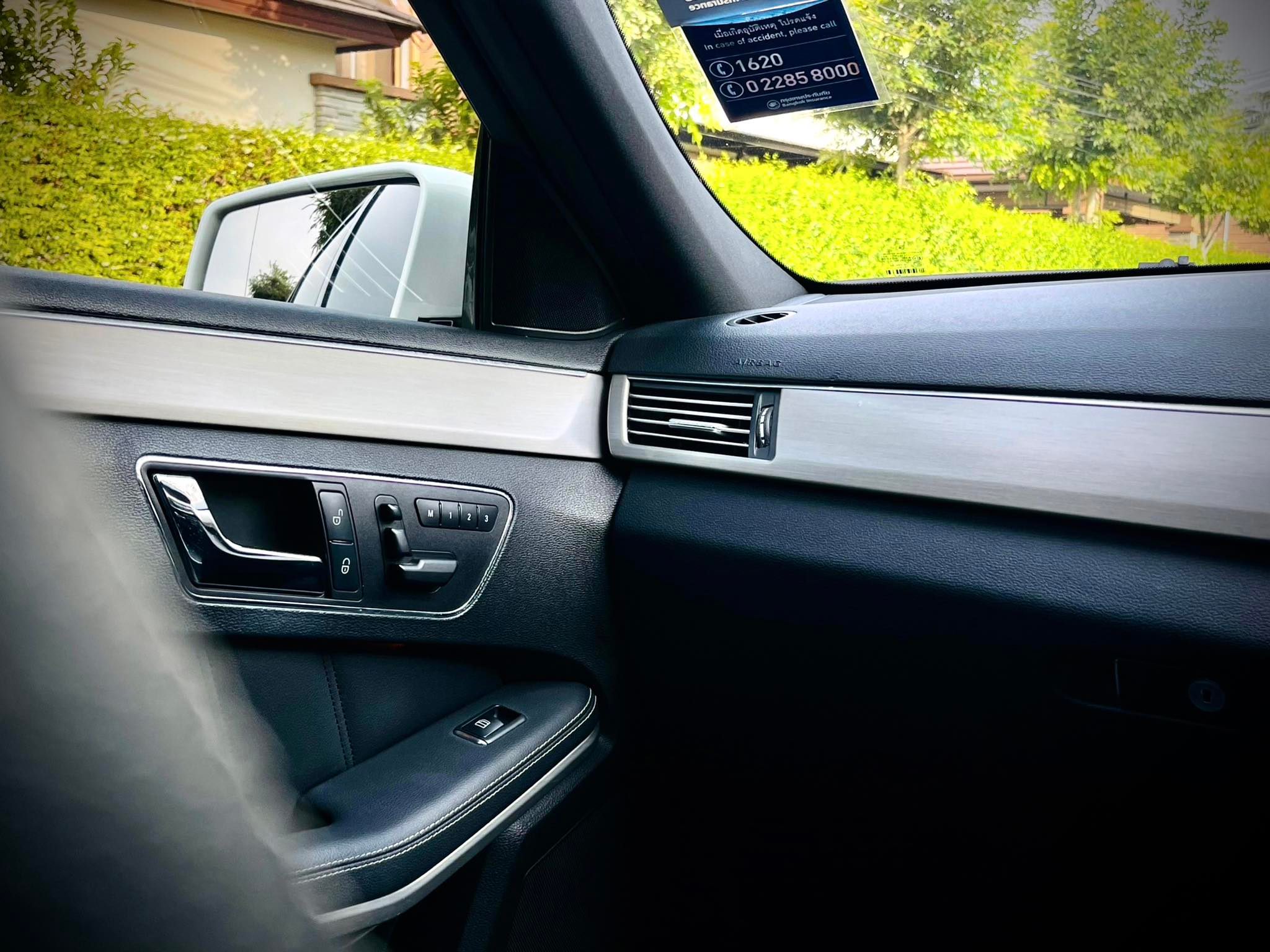 Mercedes Benz E200 AMG 7เกียร์ คันนี้อย่ากระพริบตาจริงๆคะ (รูปที่ 30)