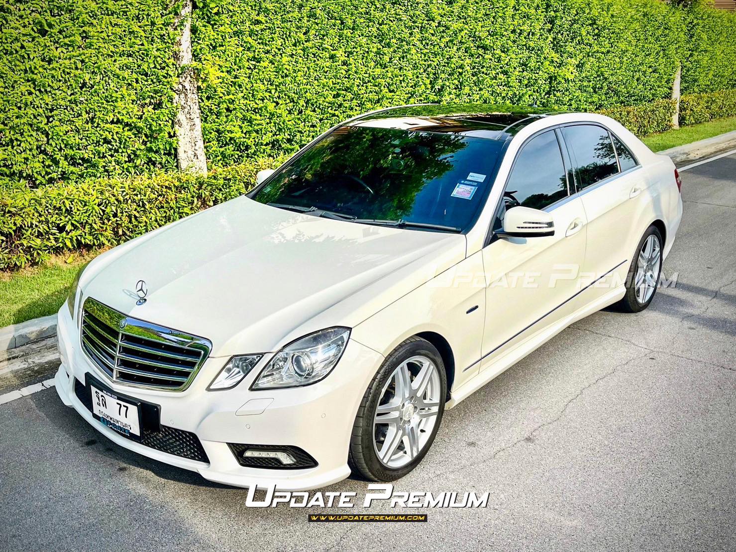 Mercedes Benz E200 AMG 7เกียร์ คันนี้อย่ากระพริบตาจริงๆคะ (รูปที่ 6)