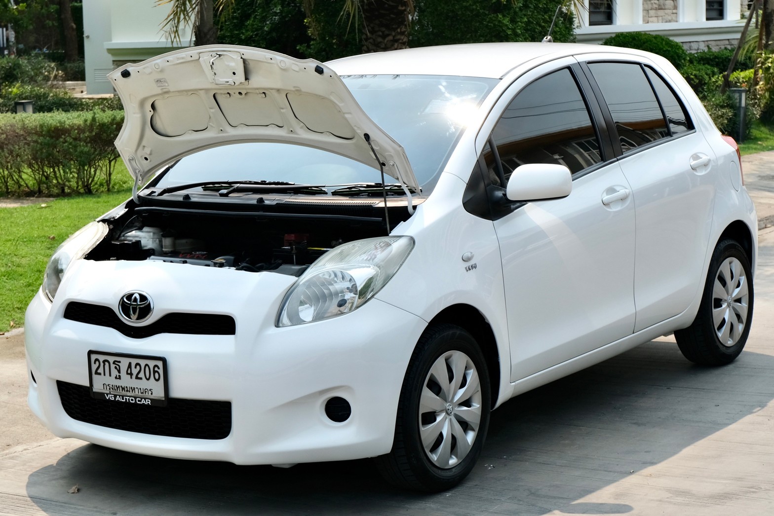 Toyota Yaris 1.5 J ปี: 2013 สี: ขาว เครื่อง: เบนซิน เกียร์: ออโต้ ไมล์: 14x,xxx กม (รูปที่ 16)
