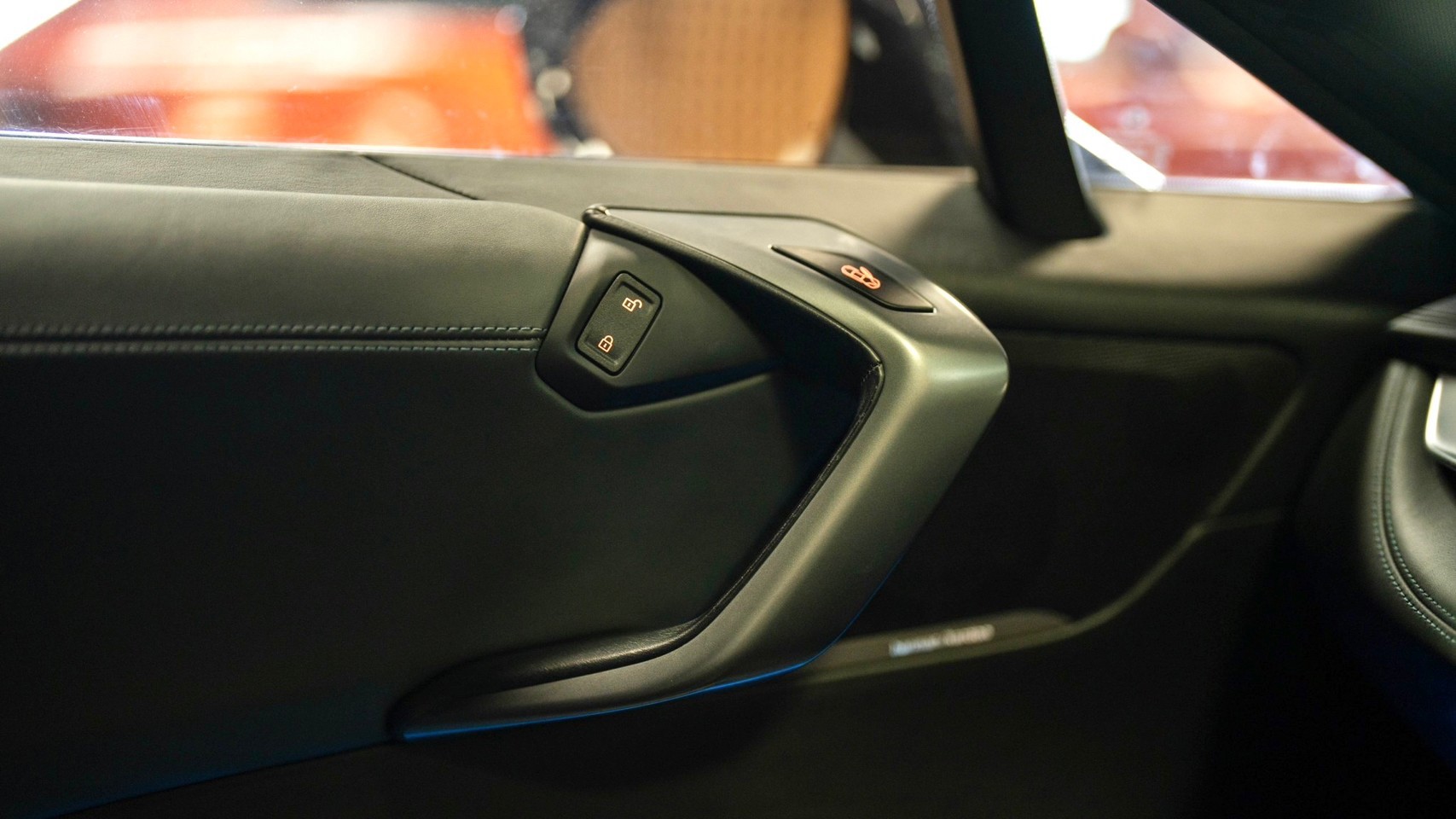 2015 BMW i8 สีขาว (รูปที่ 3)
