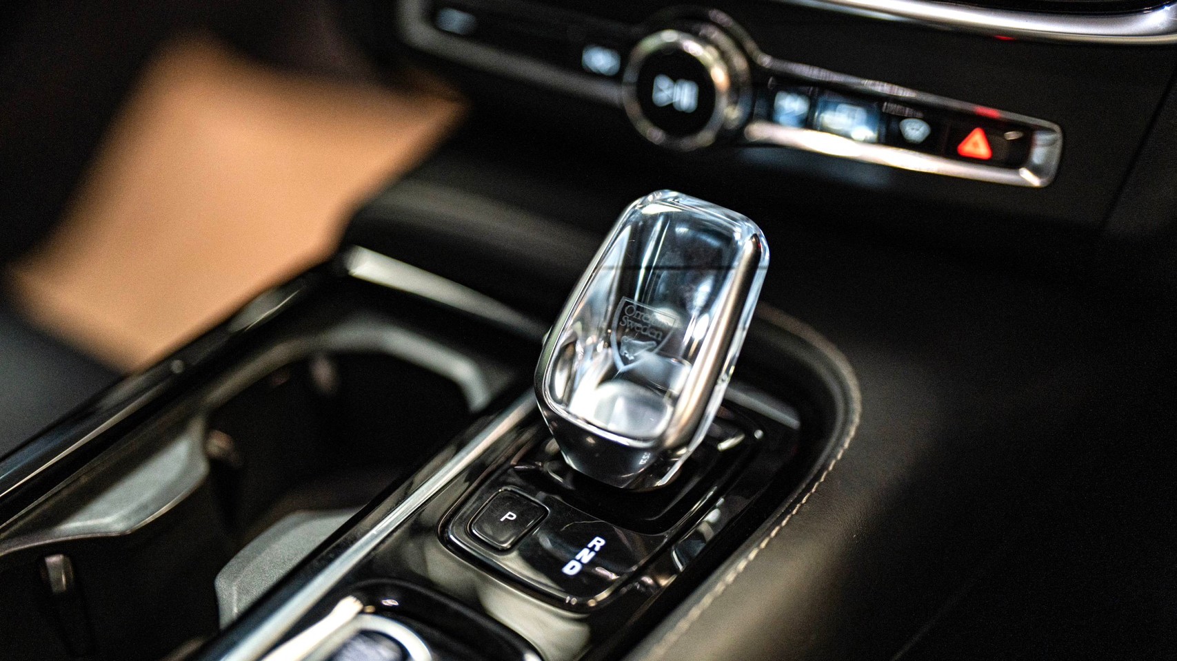 2020 Volvo S90 สีดำ (รูปที่ 9)