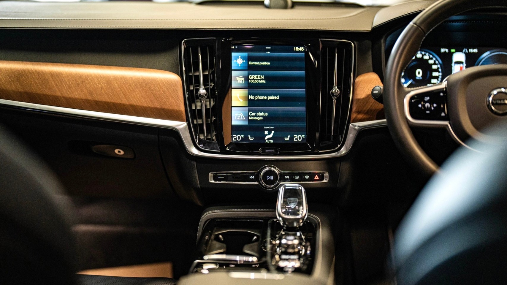 2020 Volvo S90 สีดำ (รูปที่ 11)
