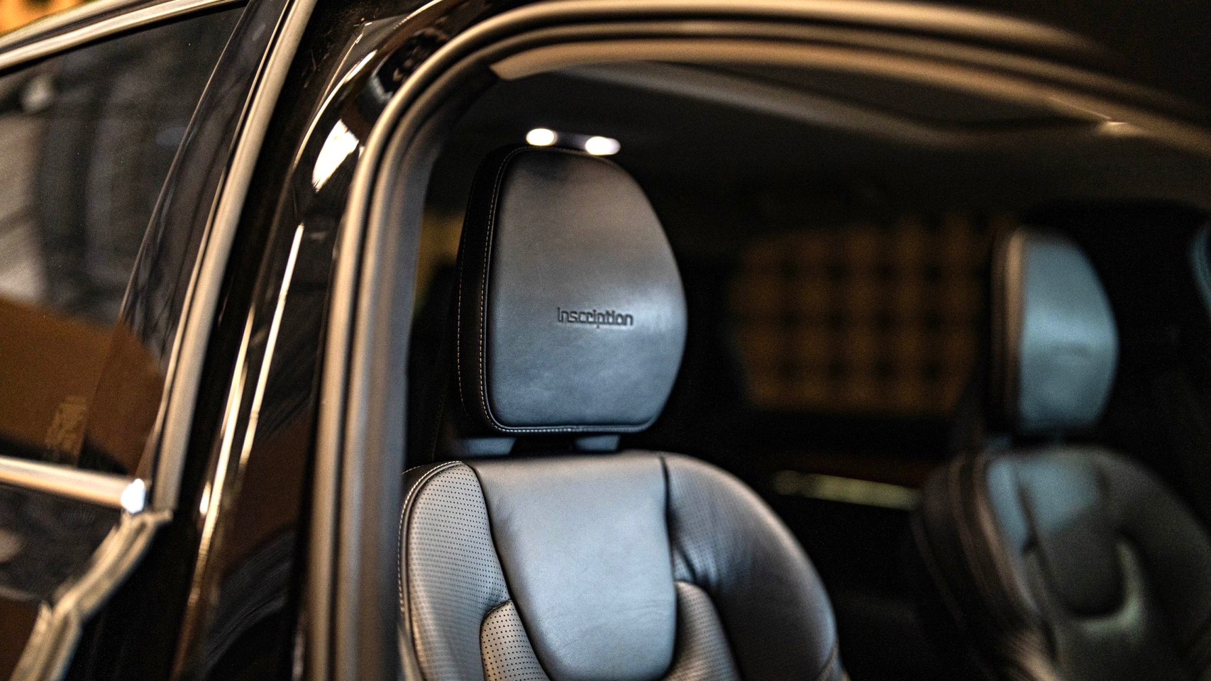 2020 Volvo S90 สีดำ (รูปที่ 6)