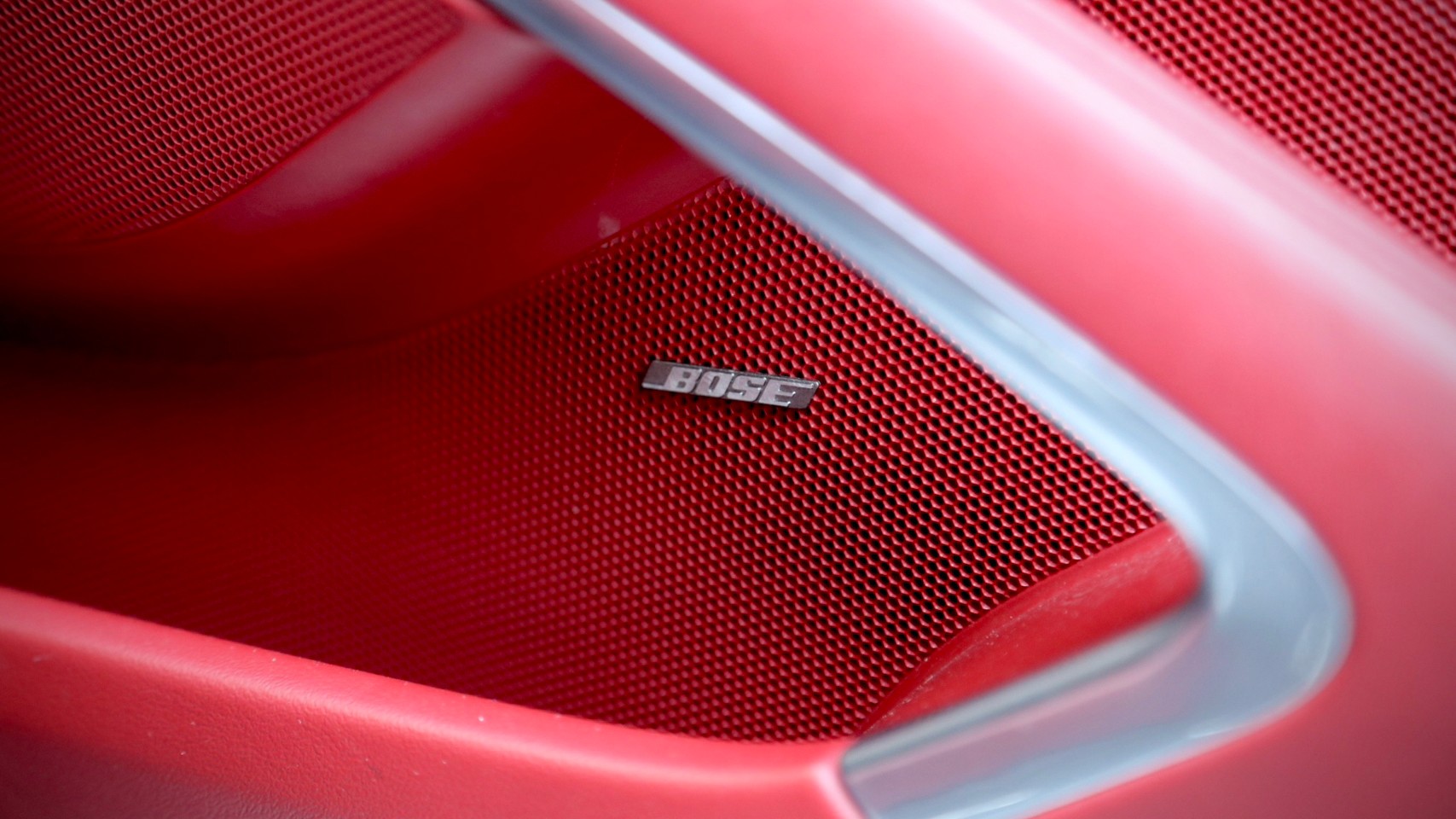2016 Porsche Cayman 981 สีขาว (รูปที่ 5)
