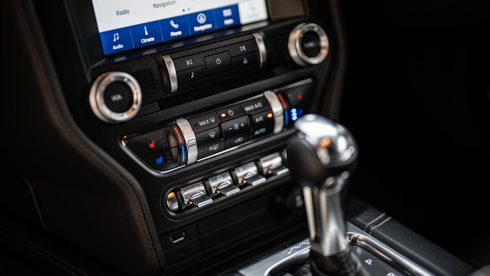 2019 Ford Mustang สีแดง (รูปที่ 5)