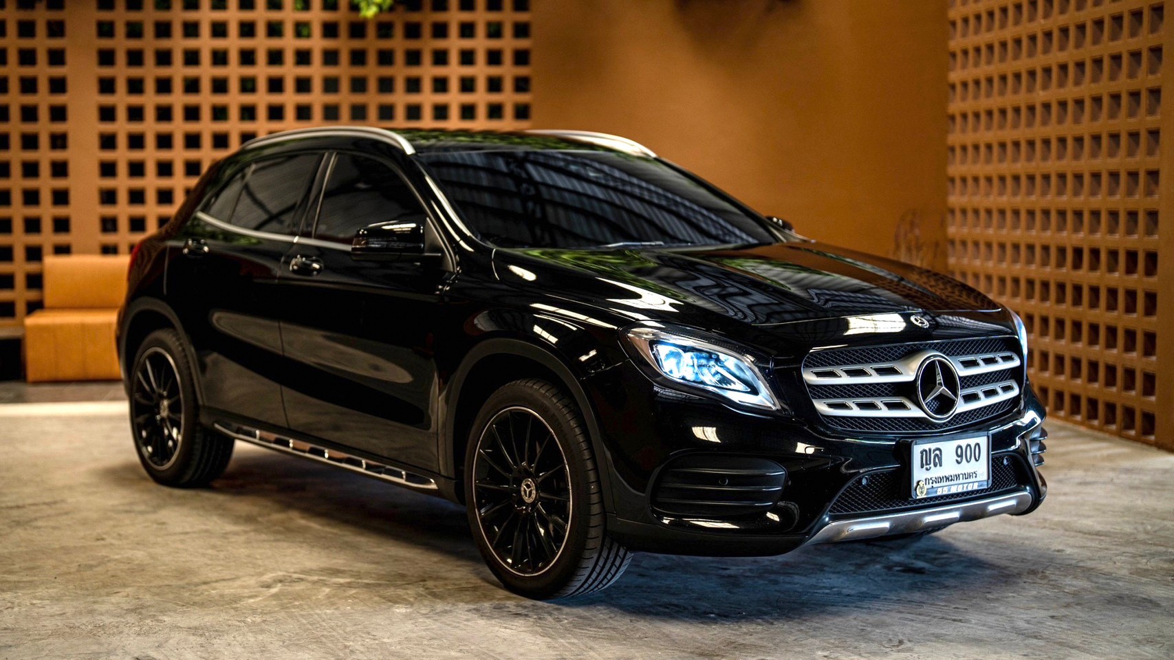 2018 Mercedes-Benz GLA-Class X156 GLA250 สีดำ