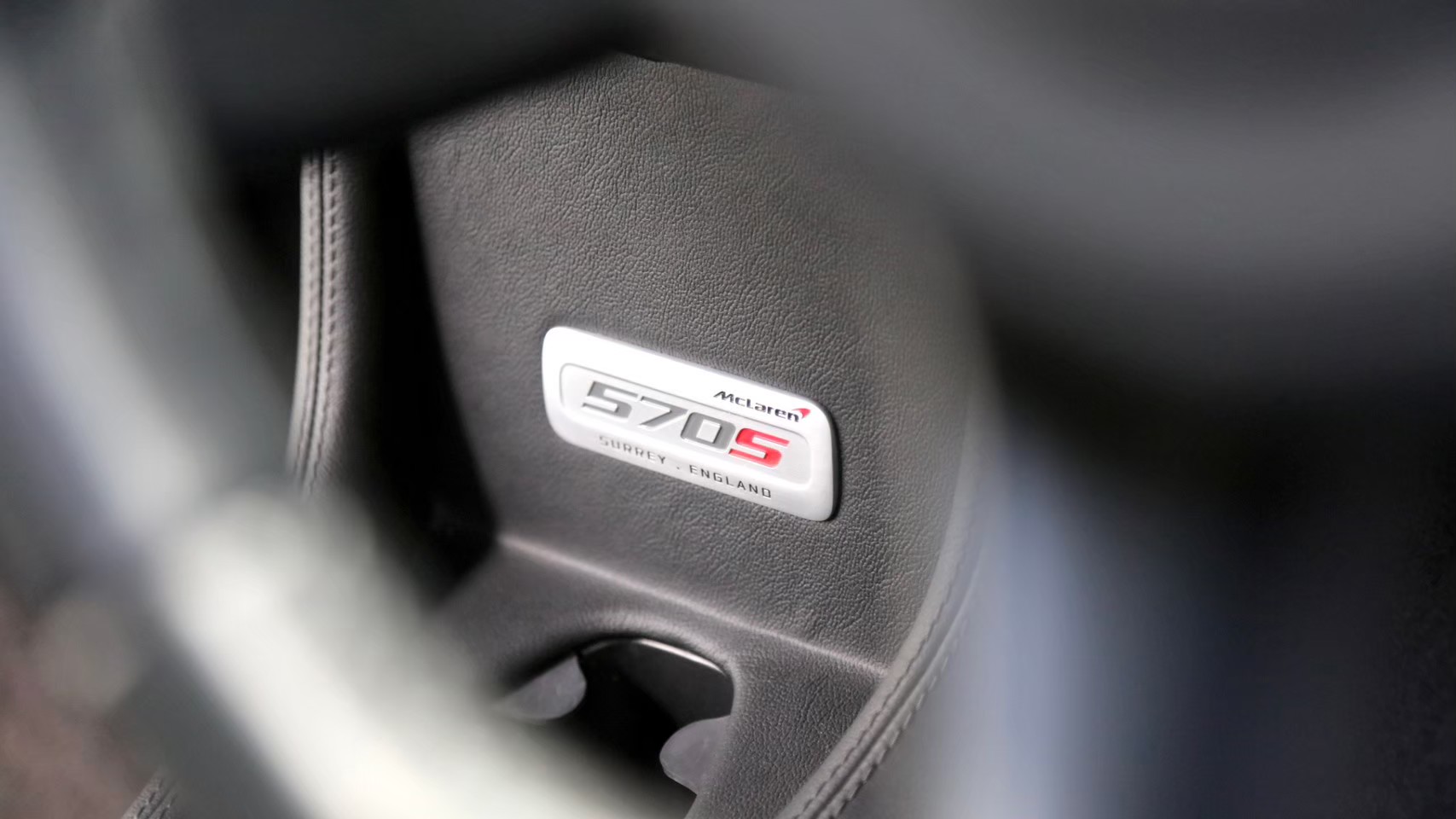 2019 McLaren 570S สีเขียว (รูปที่ 8)