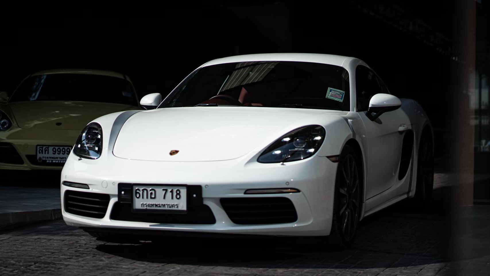 2018 Porsche Cayman 718 สีขาว (รูปที่ 12)