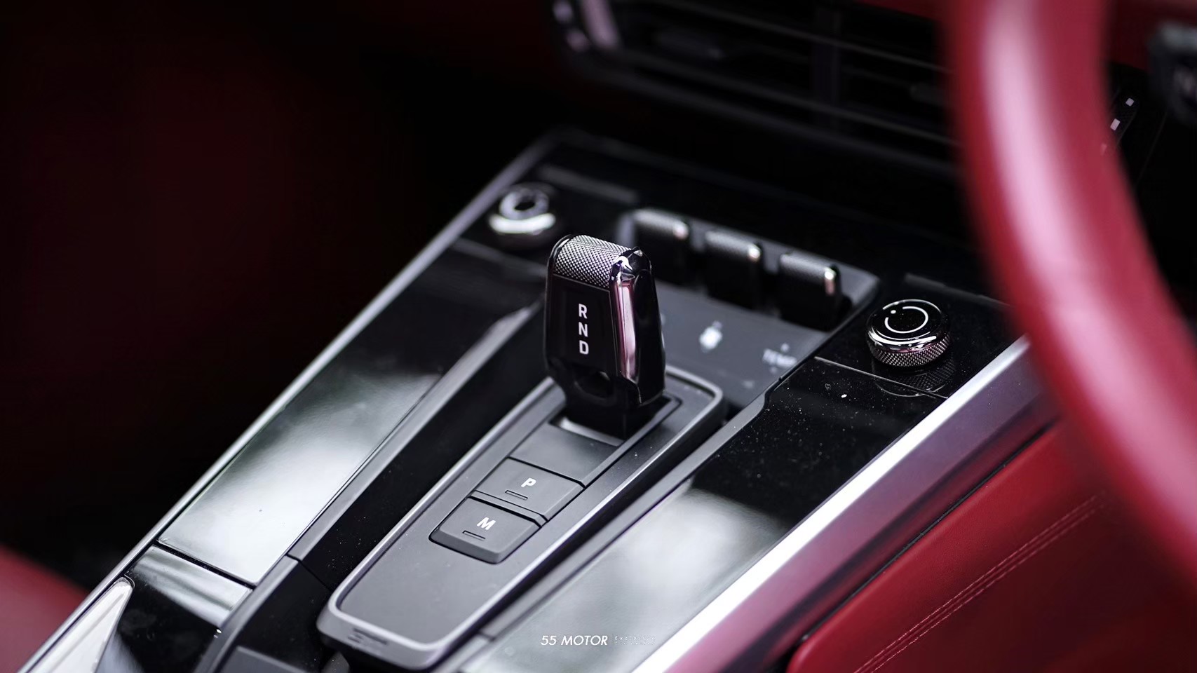 2021 Porsche Carrera 992 สีเทา (รูปที่ 6)