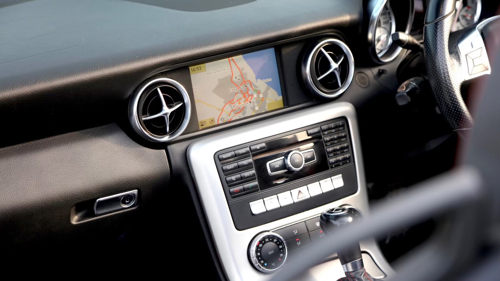2012 Mercedes-Benz SLK-Class R172 SLK200 สีเงิน (รูปที่ 6)