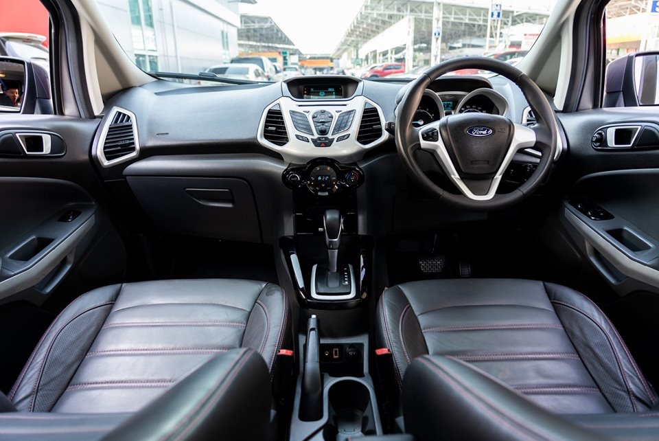 Ford EcoSport ปี 2014 สีเทา (รูปที่ 12)