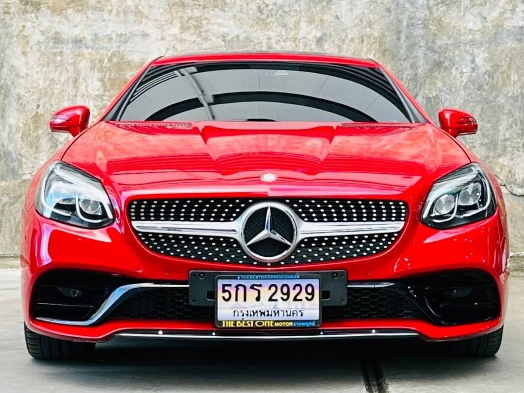 2017 Mercedes-Benz SLC300 AMG Dynamic Facelift สีแดง