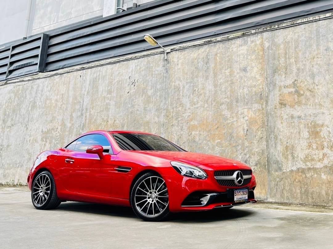 2017 Mercedes-Benz SLC300 AMG Dynamic Facelift สีแดง