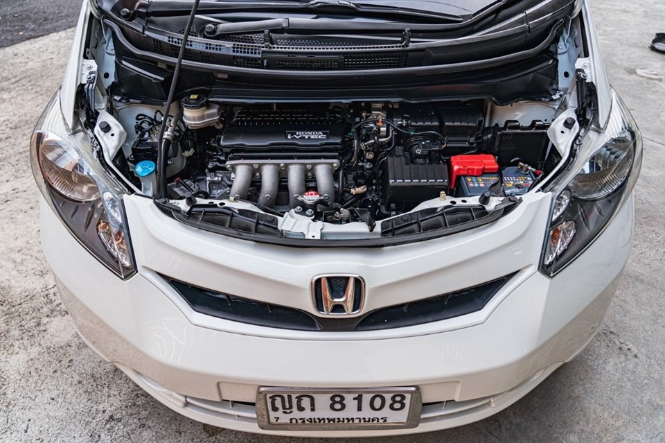Honda Freed ปี 2011 สีขาว (รูปที่ 15)