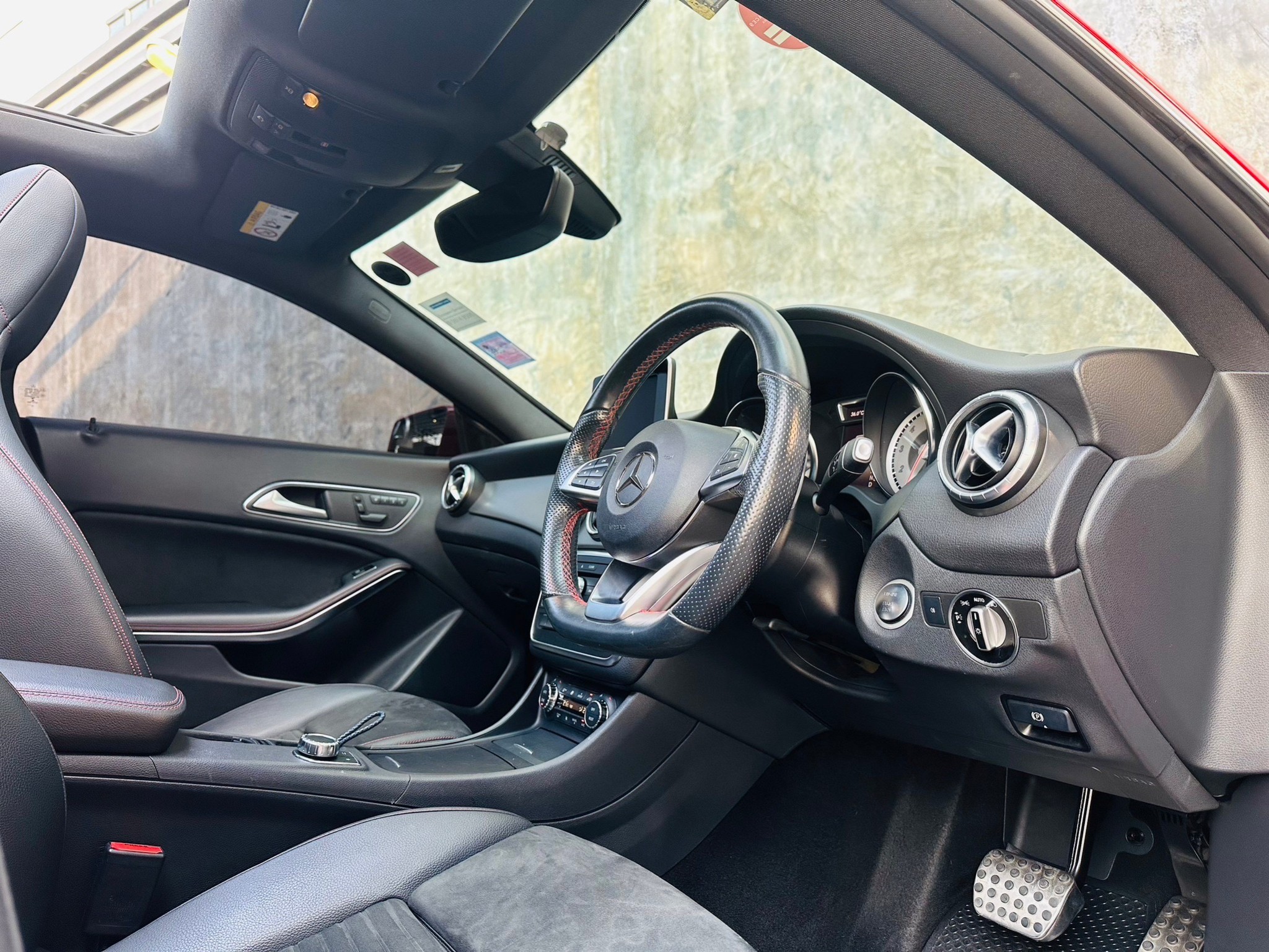 2017 Mercedes-Benz CLA-Class C118 CLA250 สีแดง (รูปที่ 14)