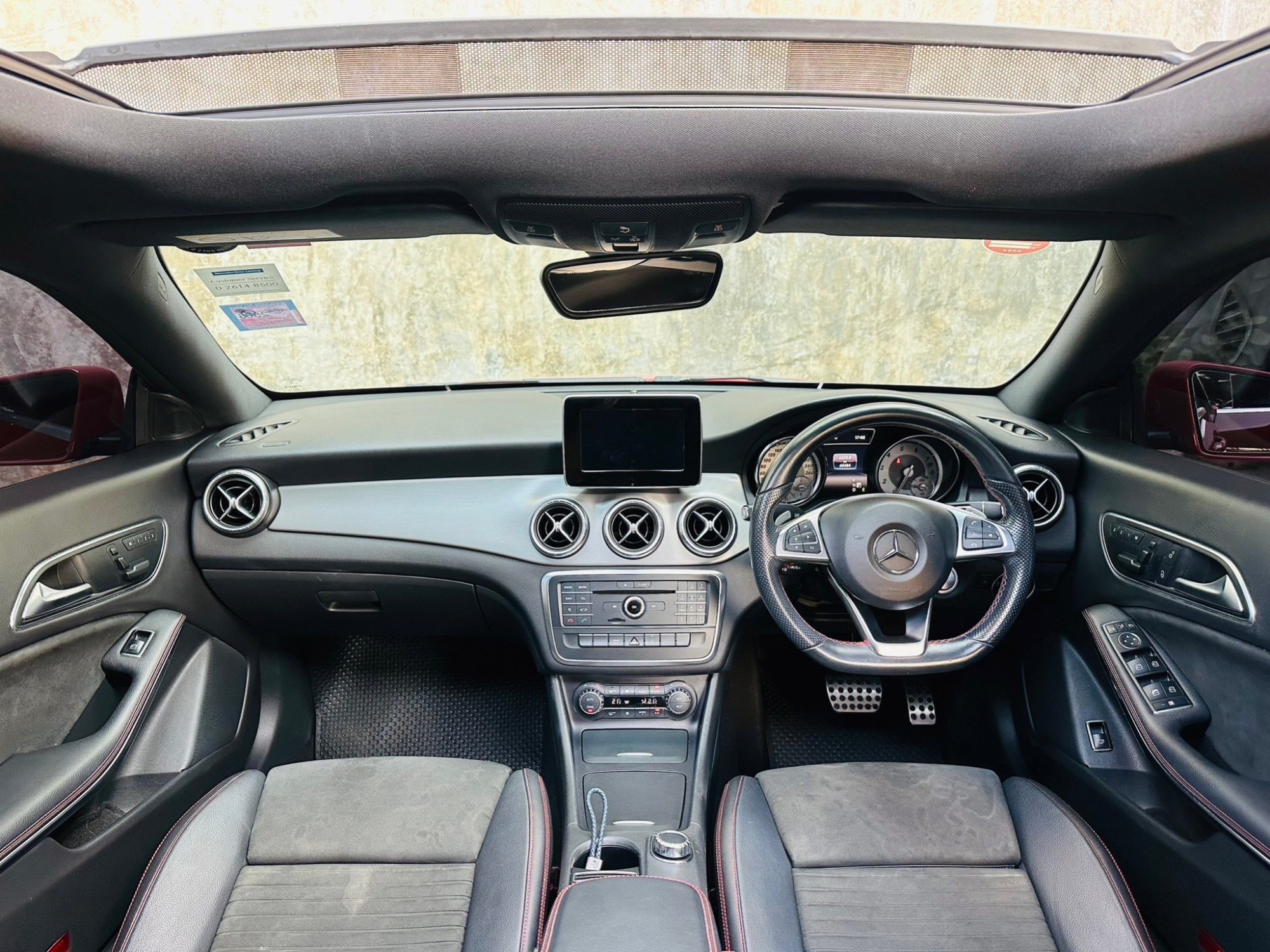 2017 Mercedes-Benz CLA-Class C118 CLA250 สีแดง (รูปที่ 11)