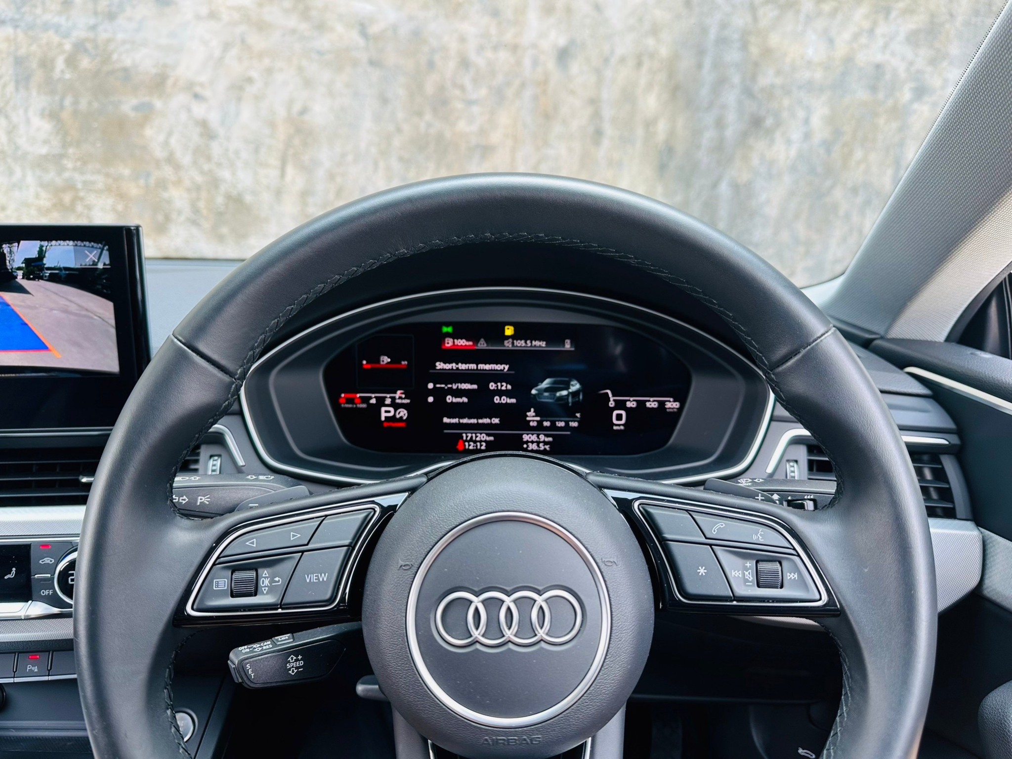 2021 Audi A5 Coupe สีแดง