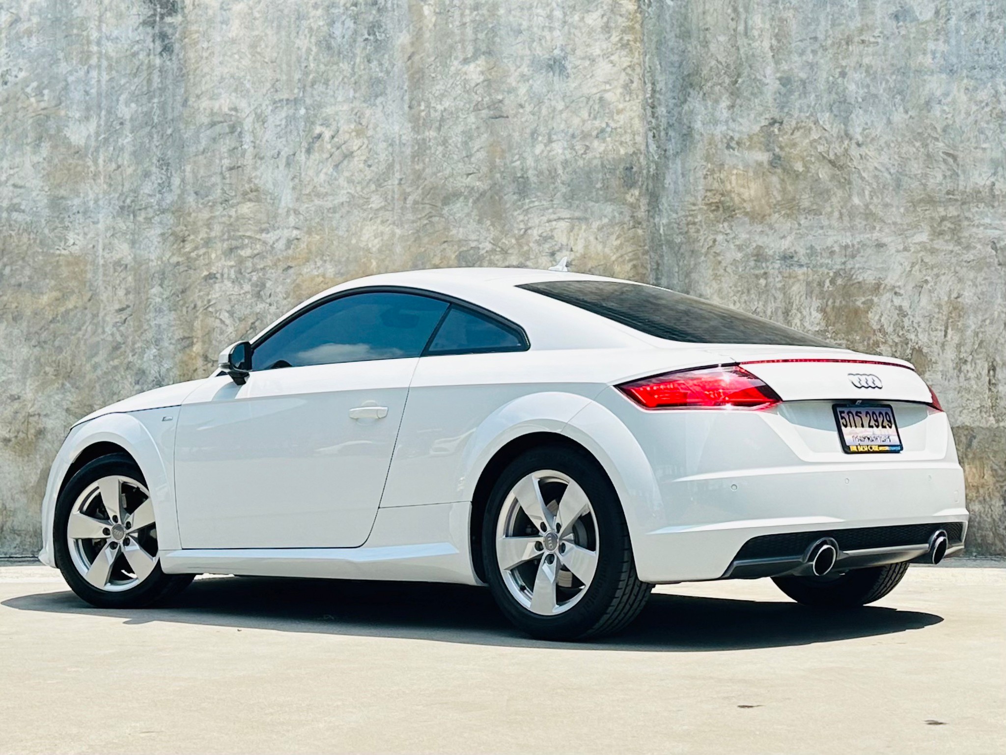 2017 Audi 45 TFSI QUATTRO สีขาว