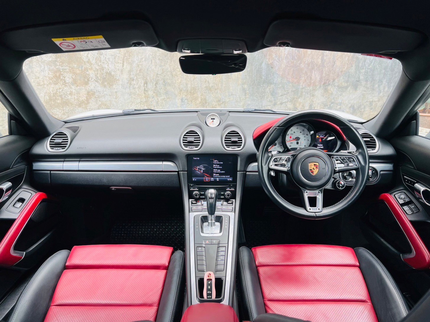 2017 Porsche Cayman 718 สีขาว (รูปที่ 6)