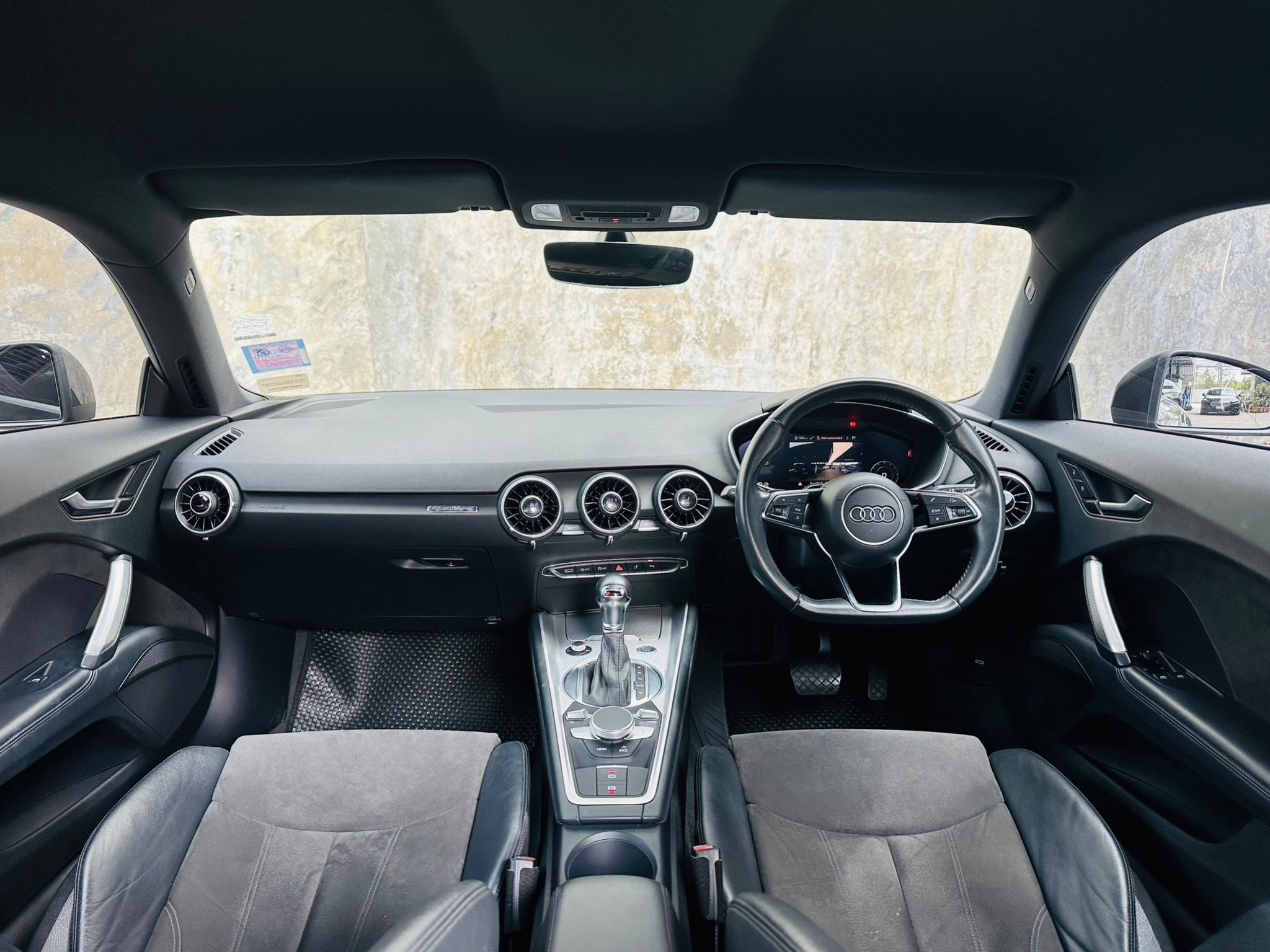 2020 Audi 2.0 Coupe’ 45 TFSI quattro S-Line สีดำ (รูปที่ 7)