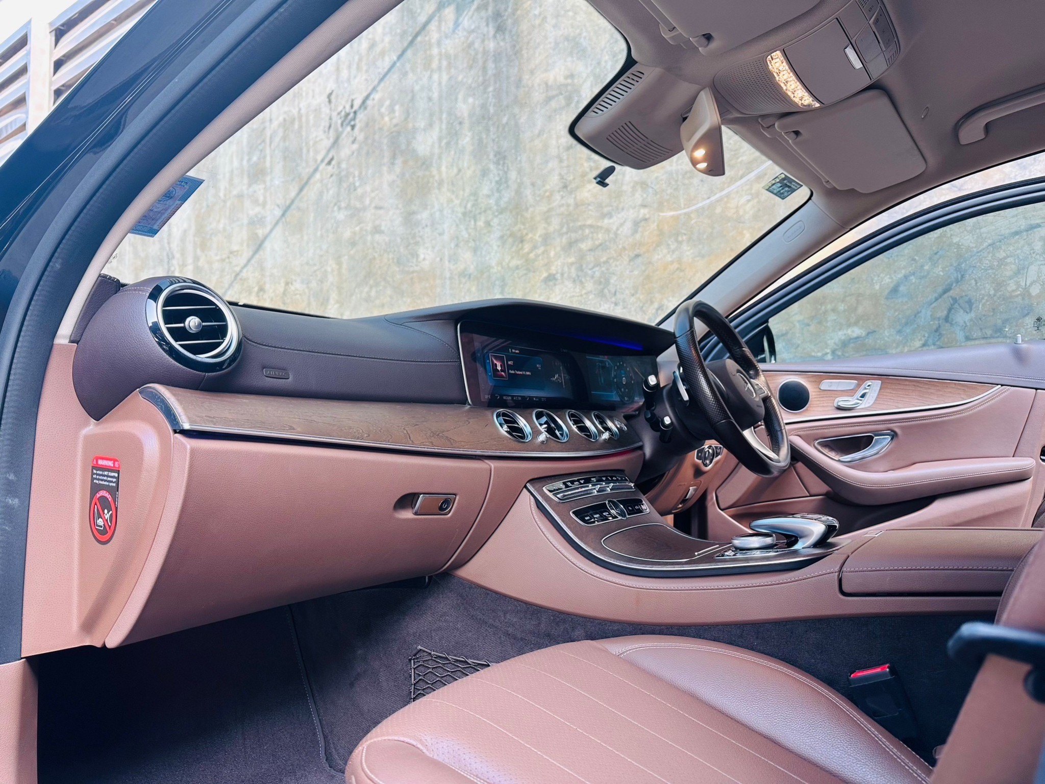 2019 Mercedes-Benz 2.0 EXCLUSIVE PLUG in HYBRID สีดำ