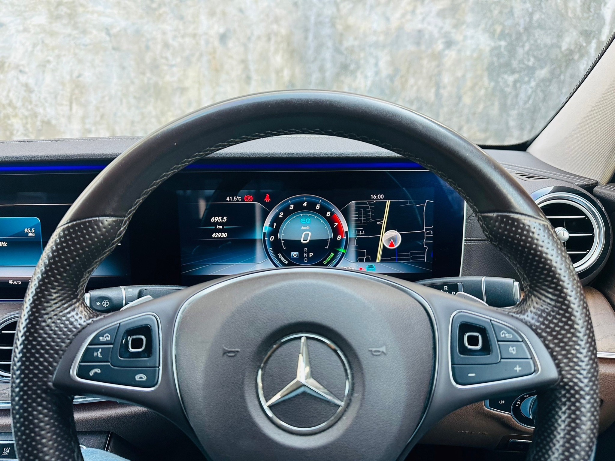 2019 Mercedes-Benz 2.0 EXCLUSIVE PLUG in HYBRID สีดำ