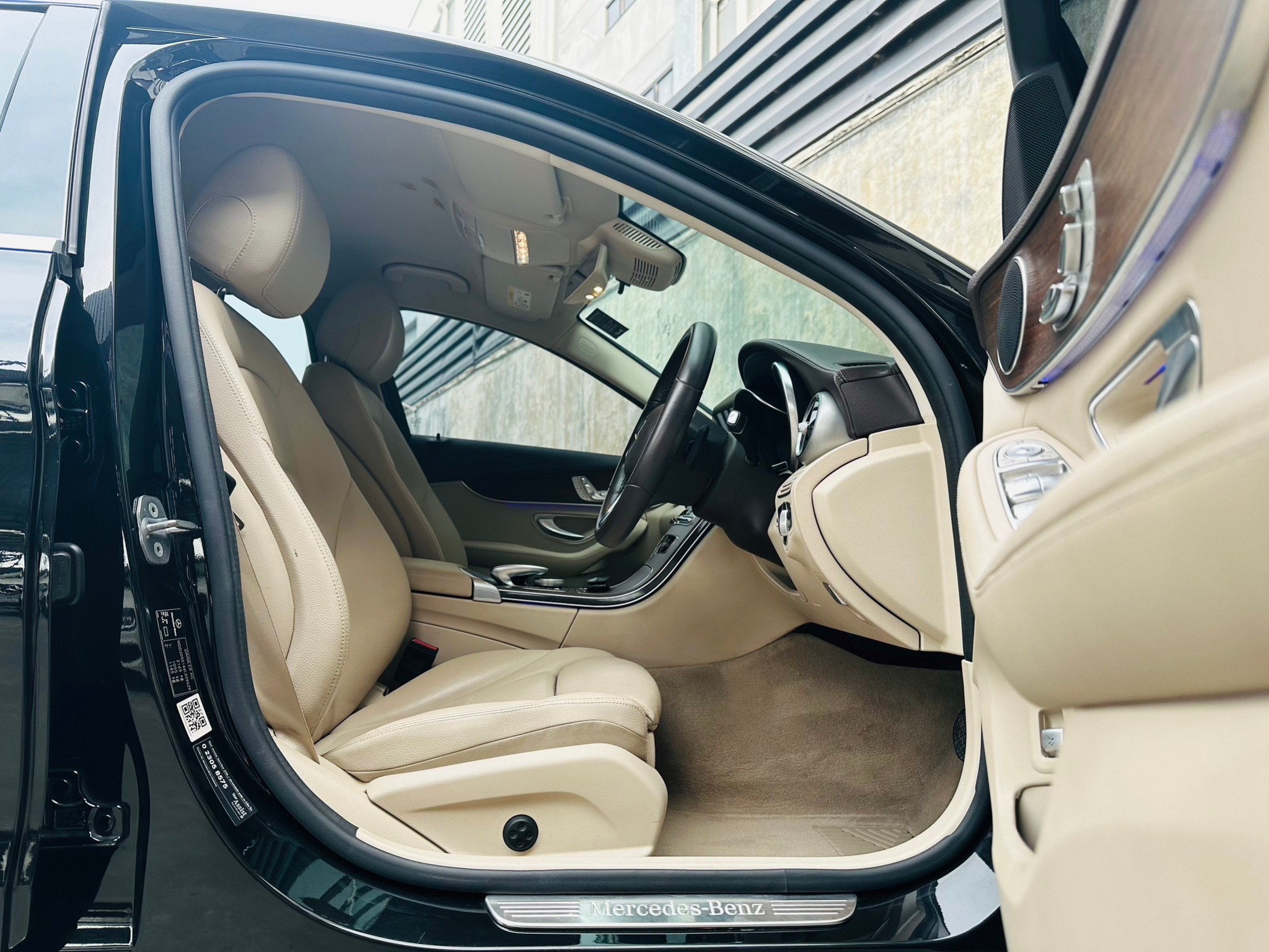2019 Mercedes-Benz C 220d Exclusive Facelift สีดำ